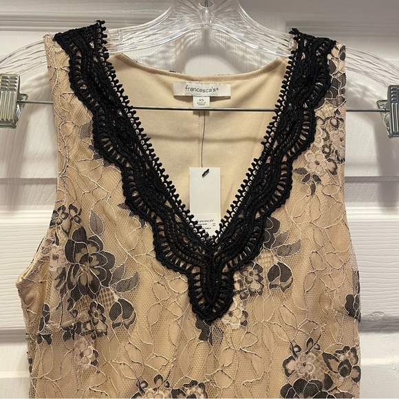 NWT Francesca's Lace Floral Mini Dress Size XS - Picture 3 of 7